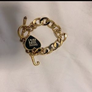 Juicy gold link chain bracelet with heart charm